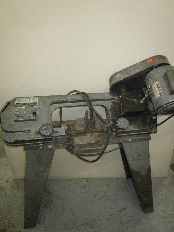 Chicago power tool companty metal cutting bandsaw