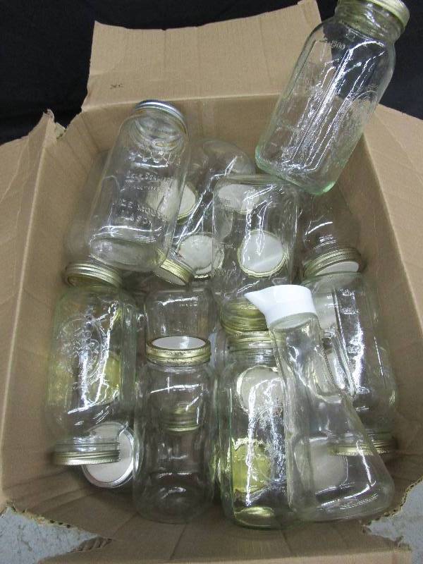 2 Quart Jars Large