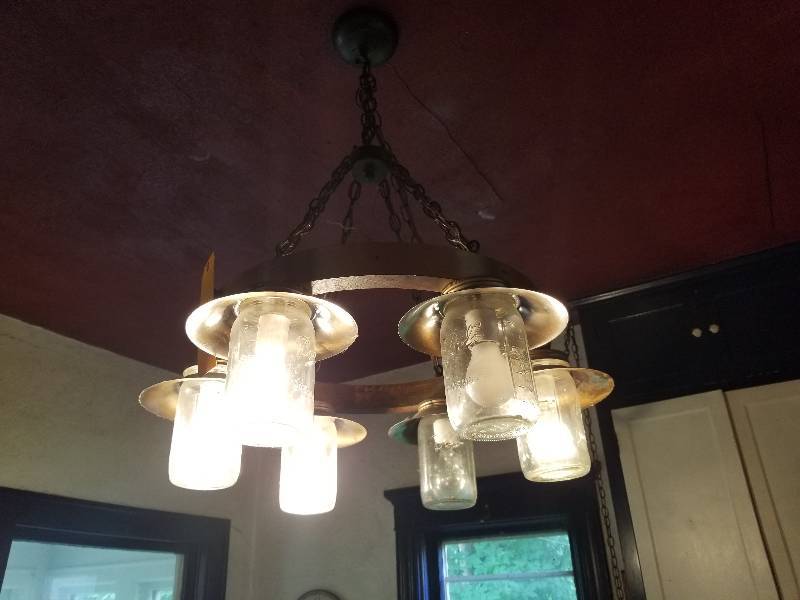 Chandelier&nbsp