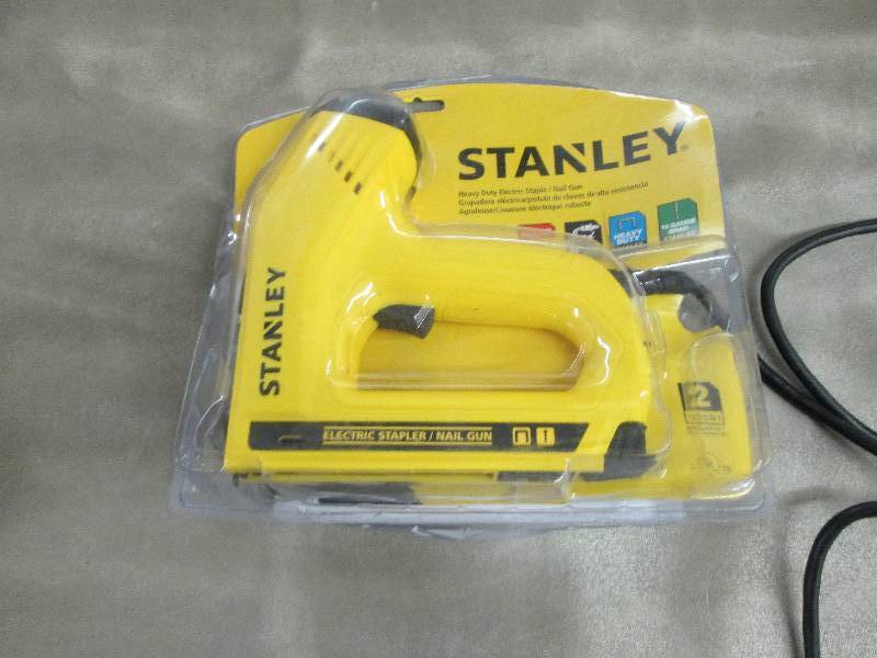 Stanley 2-in-1 Electric Stapler and...
