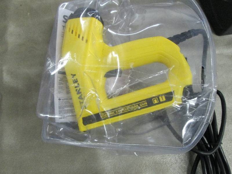 Stanley 2-in-1 Electric Stapler and...