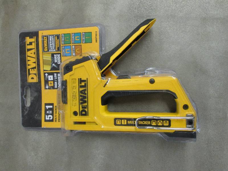 DeWalt 5-in-1 Multi-Tacker...