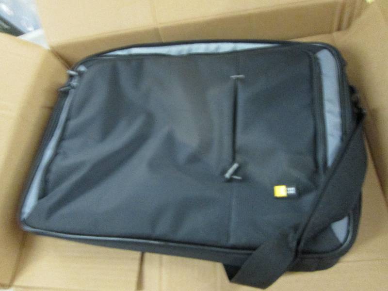 Case Logic Case for 17-18.4 inch La...
