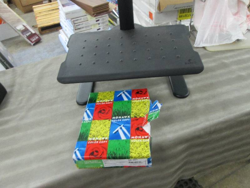 Safco Under Desk Foot Rest, Partial...