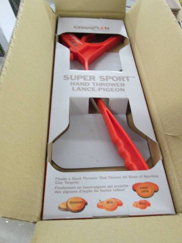 Case of 6 Champion Super Sport 4090...