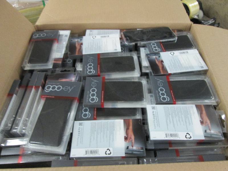 Large Lot of Gooey Hands Free iPhon...