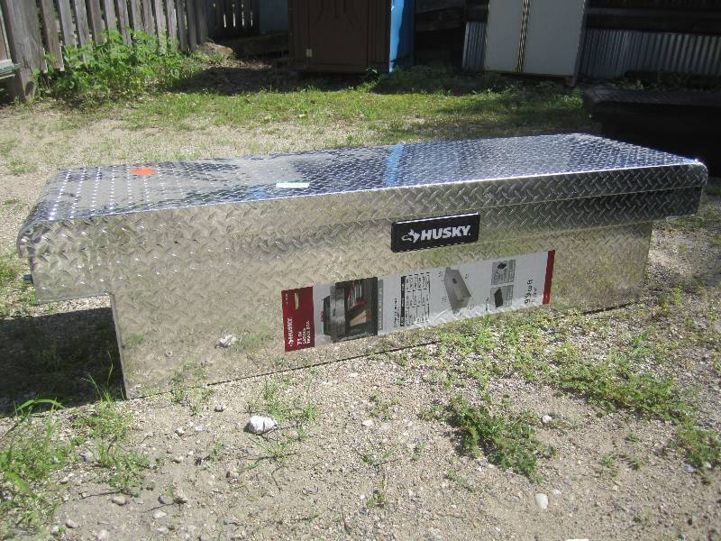 lot 2 image: Husky Aluminum Full Size Deep Saddl...