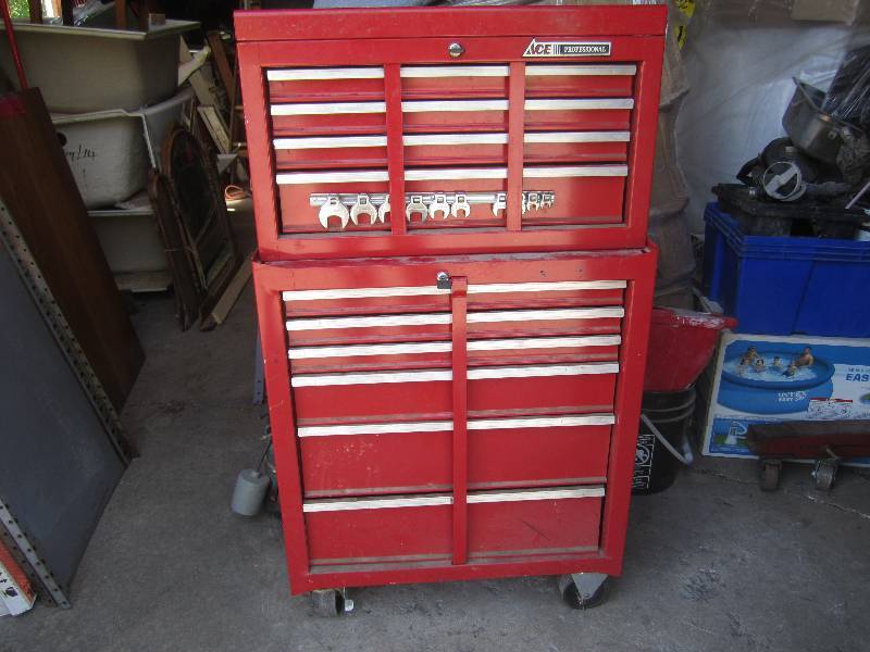 lot 6 image: Tool Chest with Rolling Cabinet Ful...