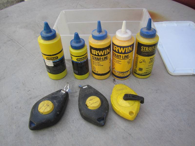 lot 20 image: 3 Stanley Chalk Lines and 5 Contain...
