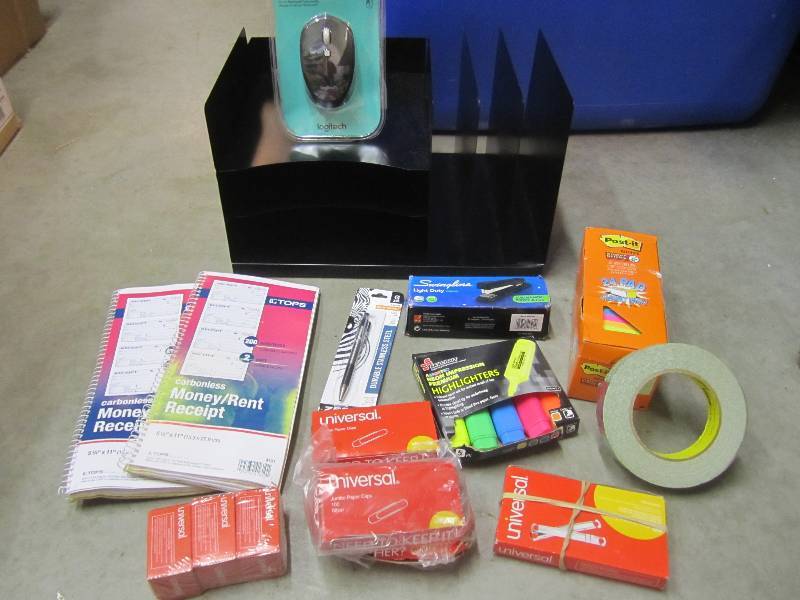lot 73 image: Lot of Misc Office Supplies  D-1...