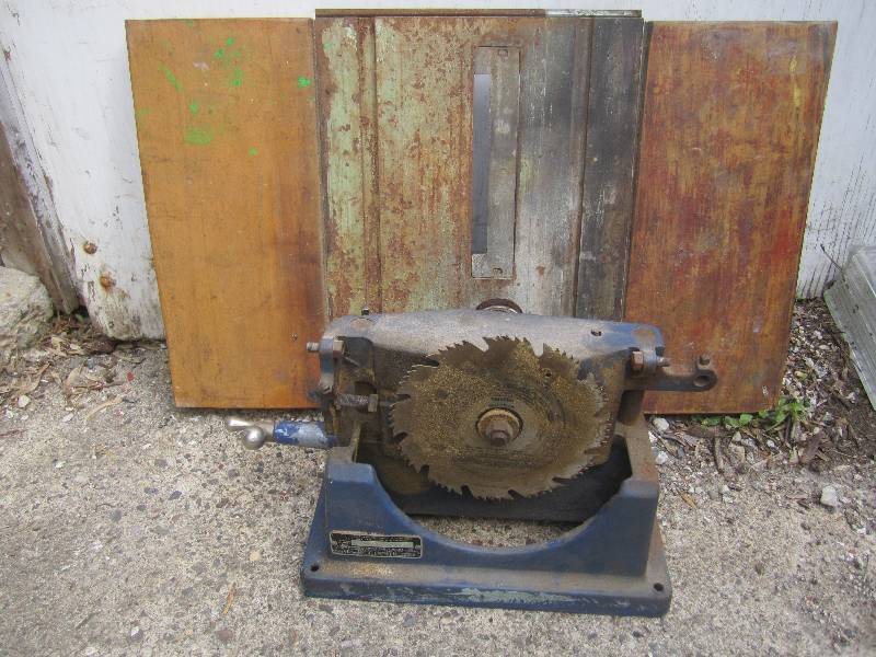 lot 95 image: Vintage SearsDunlap 103.0209 Tilt ...