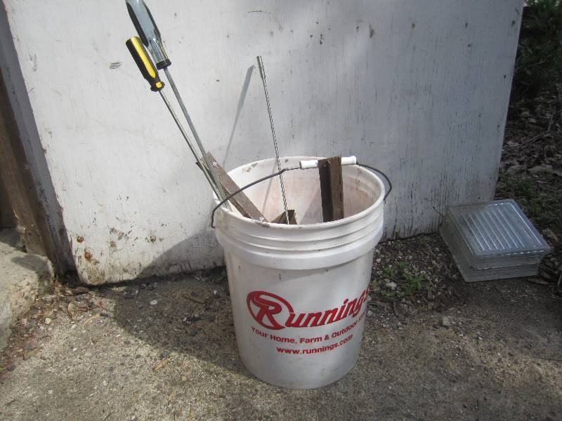 lot 97 image: Bucket Full of Misc Hand Tools  RED...