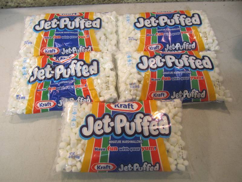 lot 121 image: 5 Bags of Jet-Puffed Miniature Mars...