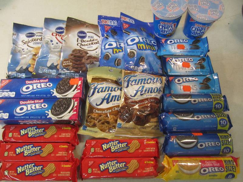 lot 141 image: Mixed Lot of Various Cookies Best b...