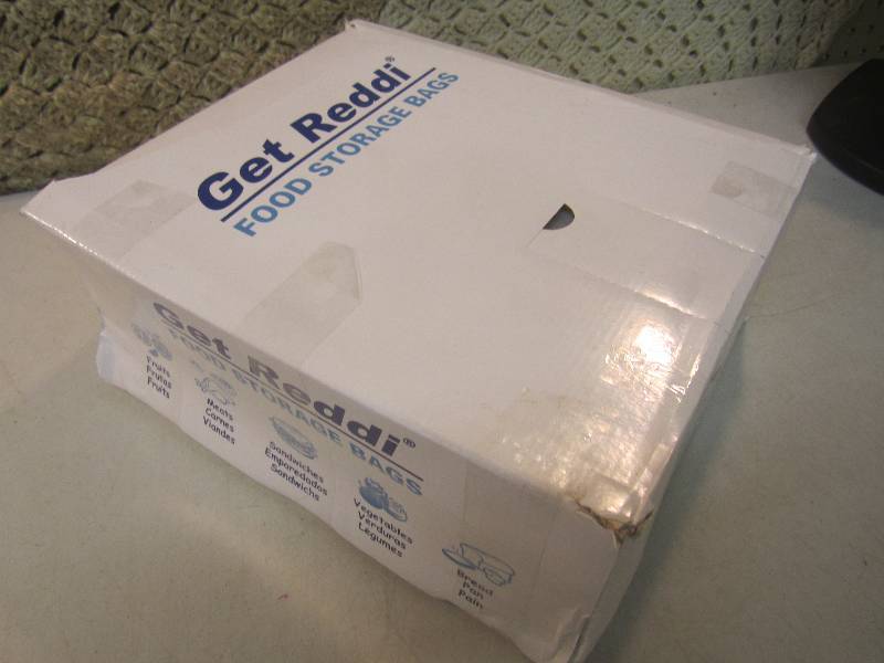 lot 165 image: Box of 500 Get Reddi Poly Food Stor...