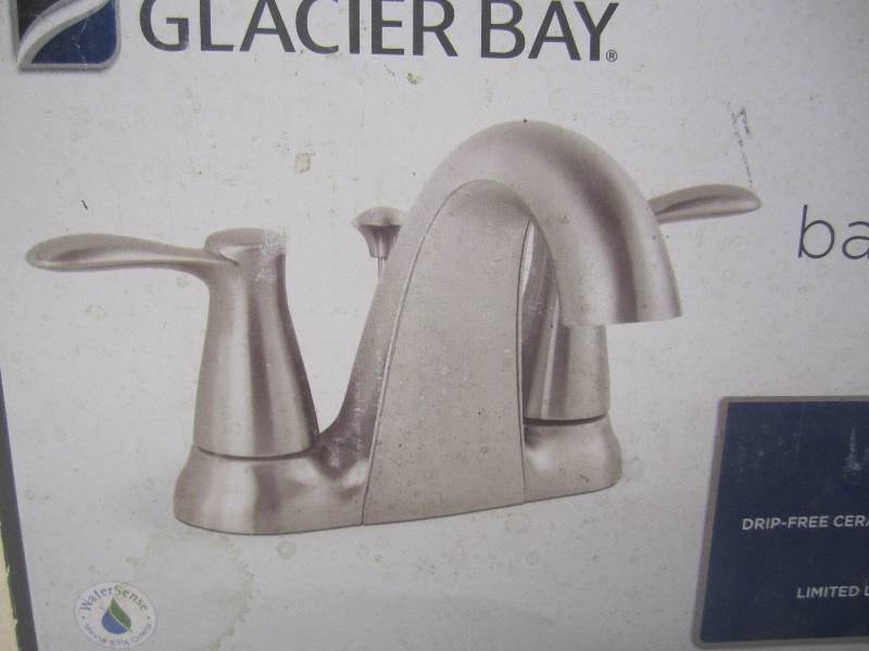 lot 184 image: Glacier Bay Brushed Nickel Gable Ba...