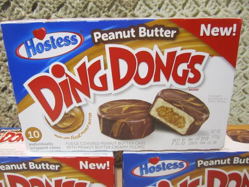 lot 264 image: 3 Boxes of Hostess Peanut Butter Di...
