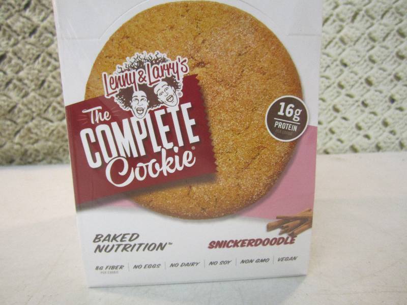 lot 271 image: Box of 12 Large Snickerdoodle Cooki...