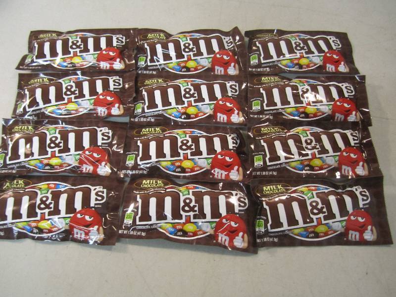 lot 274 image: 12 Bags of M&Ms Best by Nov 2018  ...