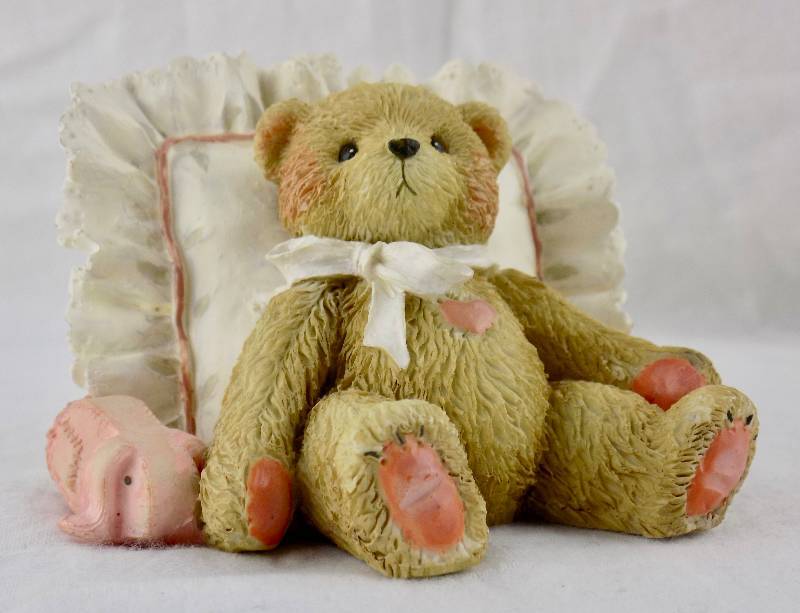 lot 15 image: (2) Very Collectable Bear Figurines By Lefton & Hamilton Gifts