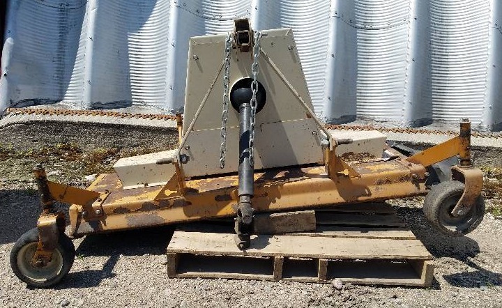 lot 3 image: 3 point Woods Mower RM59
