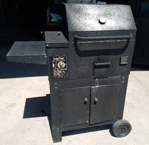 lot 4 image: Snow Flame Corn Cooking Grill