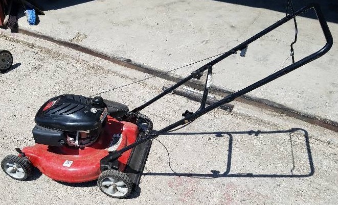 MTD 22 inch Cut Push Lawn Mower July Consignments K BID