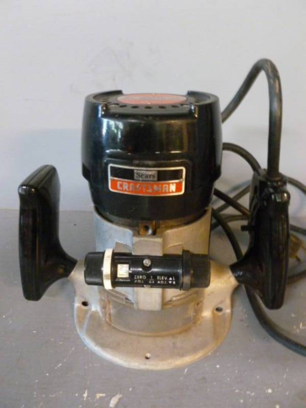 lot 26 image: Craftsman Router