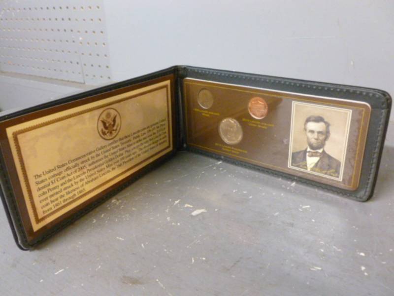 lot 42 image: Coin Set