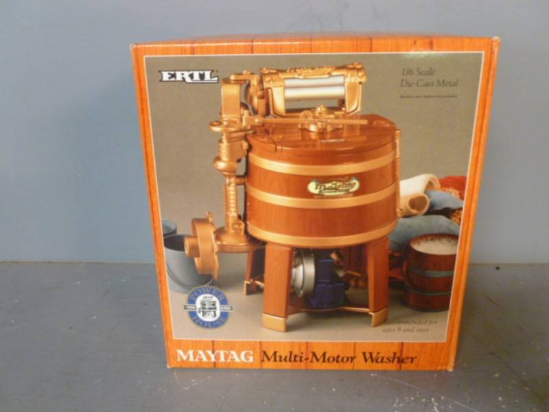 lot 75 image: Ertl