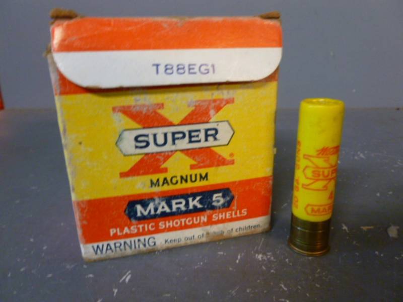 lot 108 image: Vintage Shotgun Shells