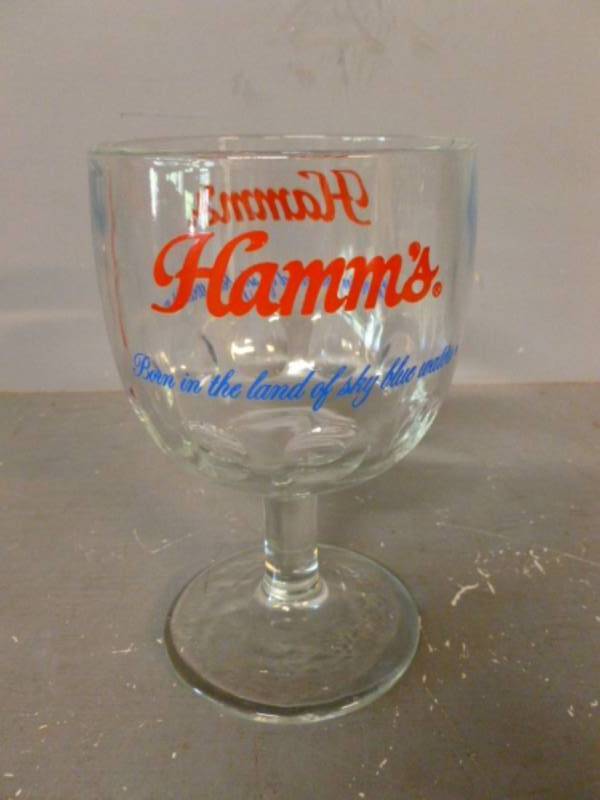 lot 124 image: Vintage Hamms