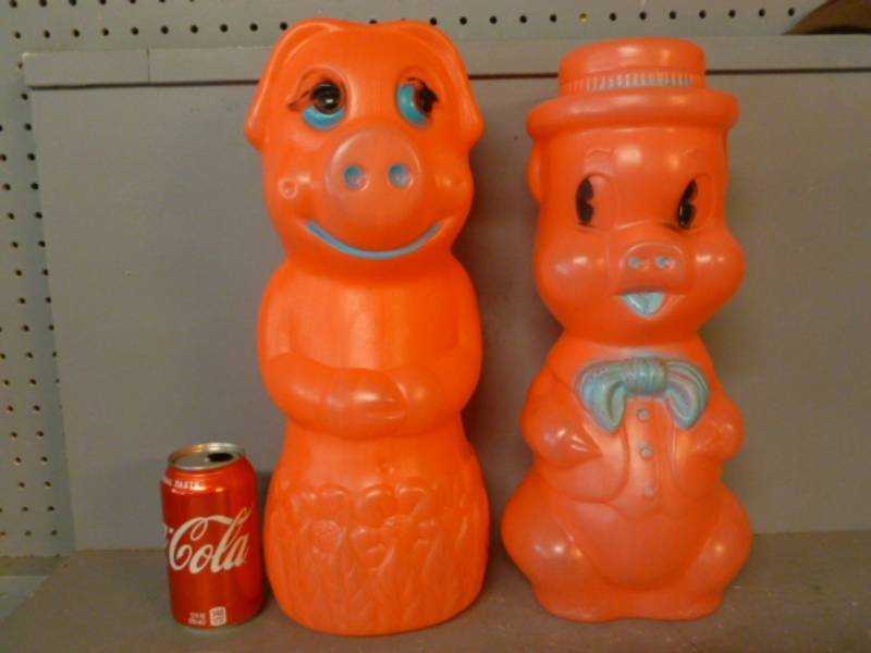 lot 153 image: Vintage Coin Banks
