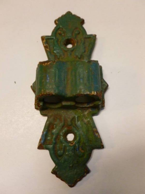 lot 180 image: Antique Cast Iron