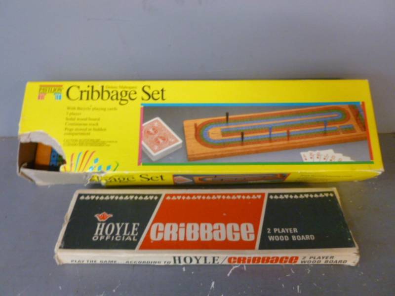 lot 187 image: Cribbage Boards