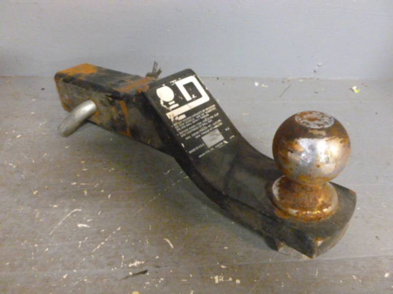 lot 196 image: Receiver Hitch