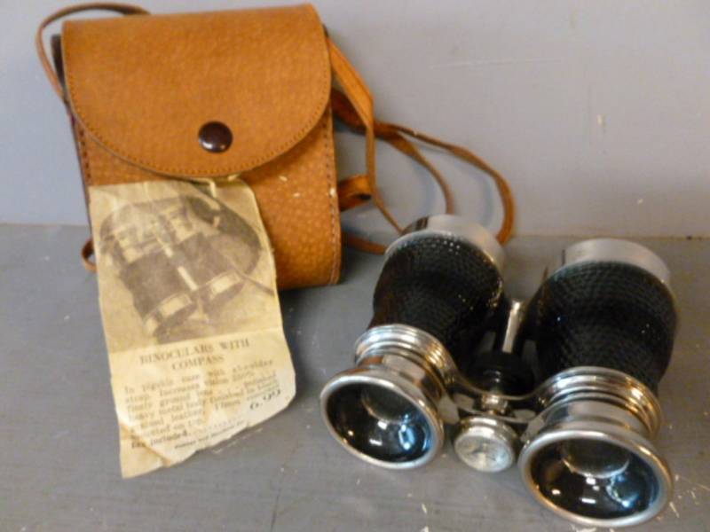 lot 202 image: Vintage Binoculars