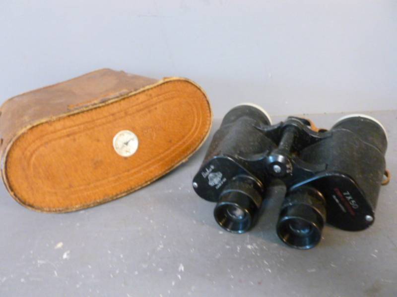 lot 204 image: Binoculars