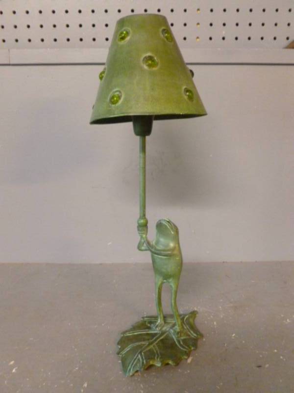 lot 205 image: Candle Lamp