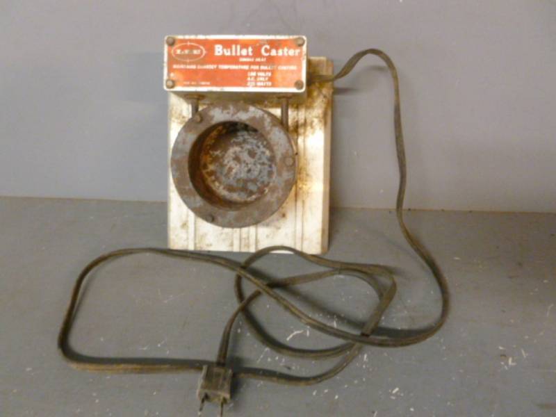 lot 211 image: Bullet Caster