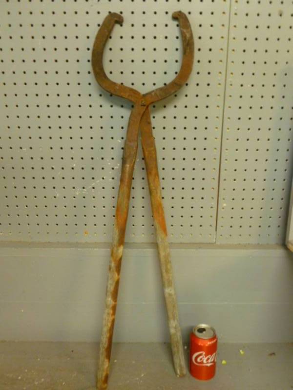 lot 225 image: Antique Blacksmith Tool