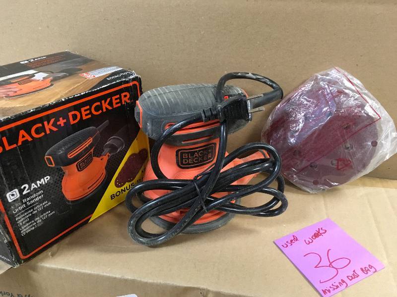 lot 36 image: Black & Decker RO100 Random Orbit Sander Missing Dust bag Used in good working condition