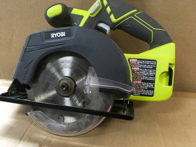 lot 60 image: RYOBI 18-Volt ONE 5-12 in. Cordless Circular Saw (Tool Only) in working conditions