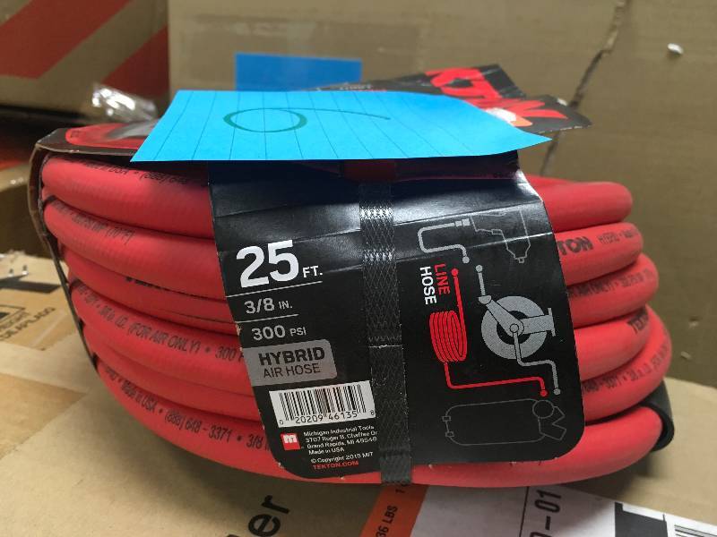 TEKTON 25 ft. x 38 in. I.D. Hybrid Air Hose (300 PSI) in good conditions