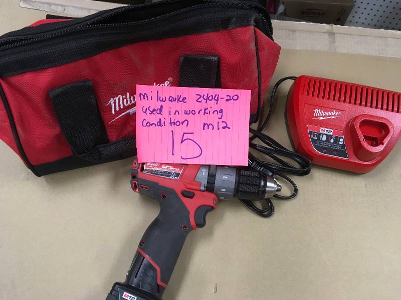 Milwaukee M12 FUEL 12-Volt Lithium-Ion Brushless Cordless 12 in. Hammer Drill and Driver in working conditions