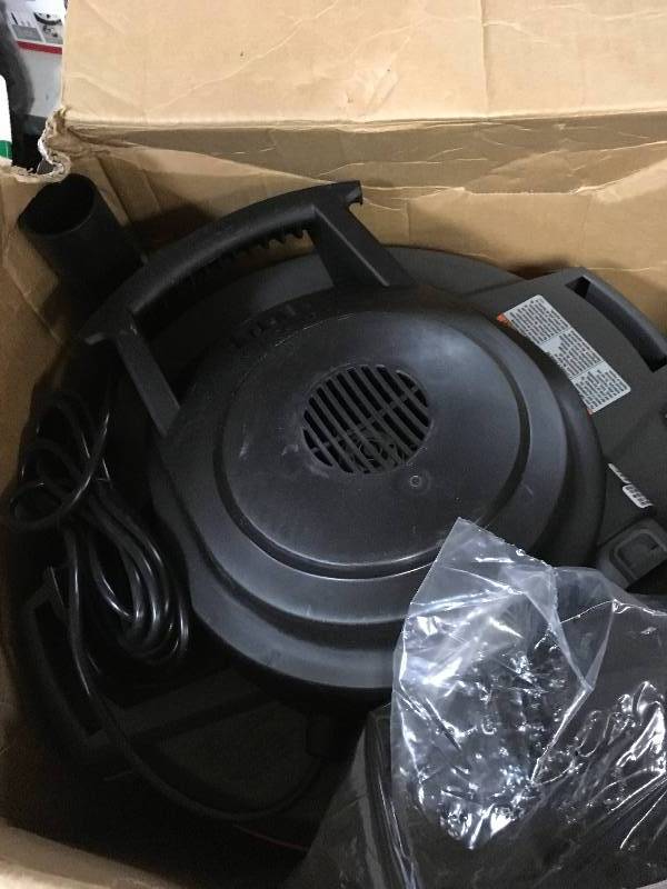 Ridgid 12 Gal. 5.0-Peak HP WetDry Vac with Tumbler in working condition