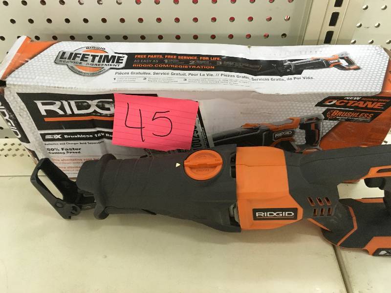 Ridgid 18-Volt Octane Brushless Reciprocating Saw (Tool-Only) in working condition