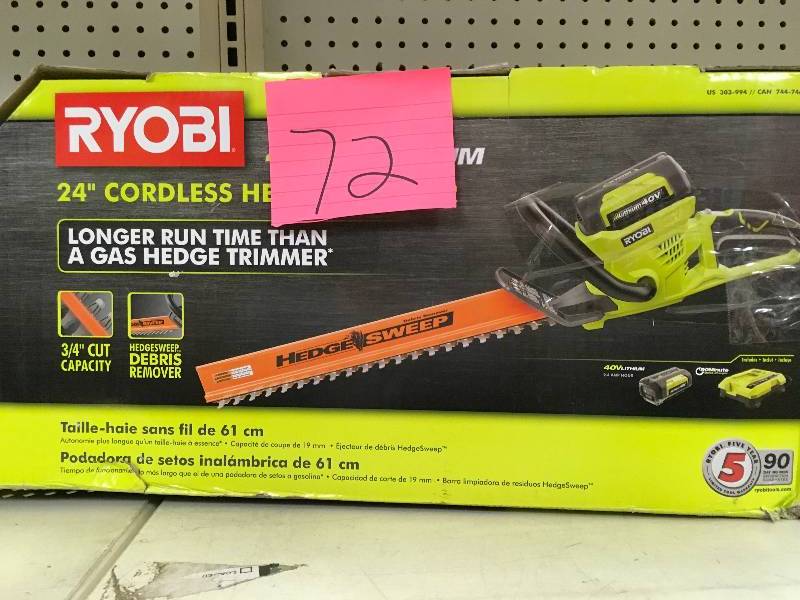 RYOBI 24 in. 40-Volt Lithium-Ion Cordless Hedge Trimmer - 2.6 Ah Battery and Charger Included in working conditions