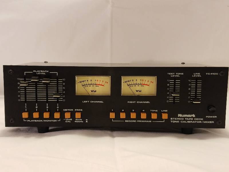 NUMARK STEREO TAPE DECK
