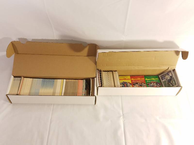 BASEBALL CARDS
